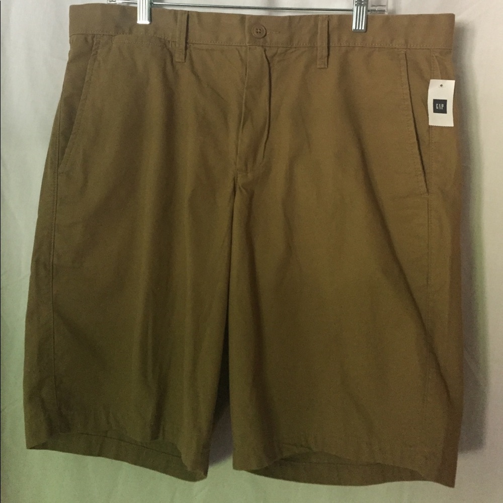 Gap Classic khaki shorts